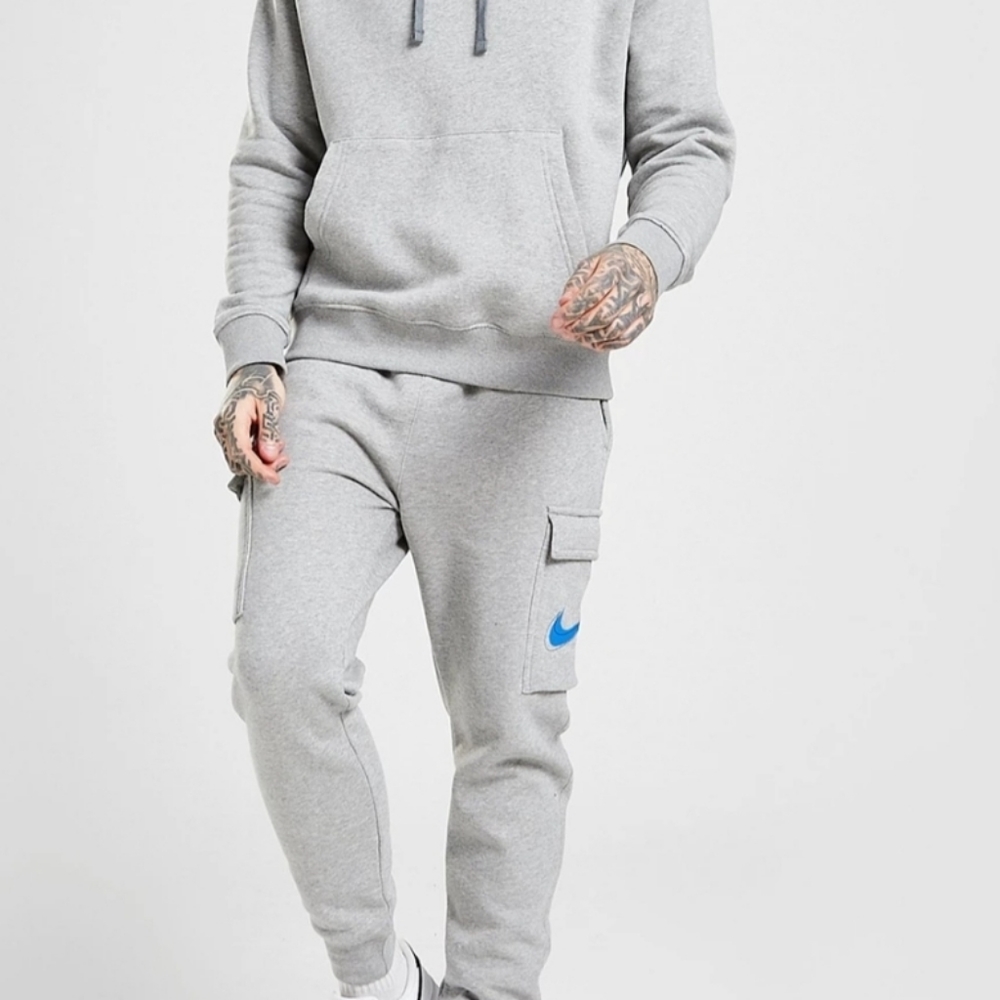 Nike air cargo joggers